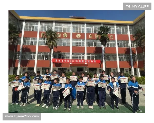淮北市人民路学校学生勇担责任为城市争光添彩展现风采 淮北市人民路学校学生勇担责任为城市争光添彩展现风采