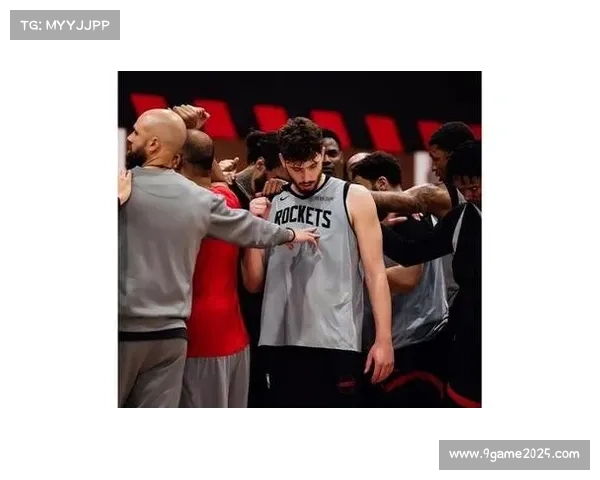 申京与亚当斯或卡佩拉双内线搭档显著提升比赛效果